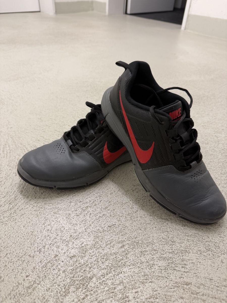 Nike Scarpe da uomo: Golf Schuhe Nike Gr. 41 – Usato da Winterthur venduto da rmo_gwv8 1