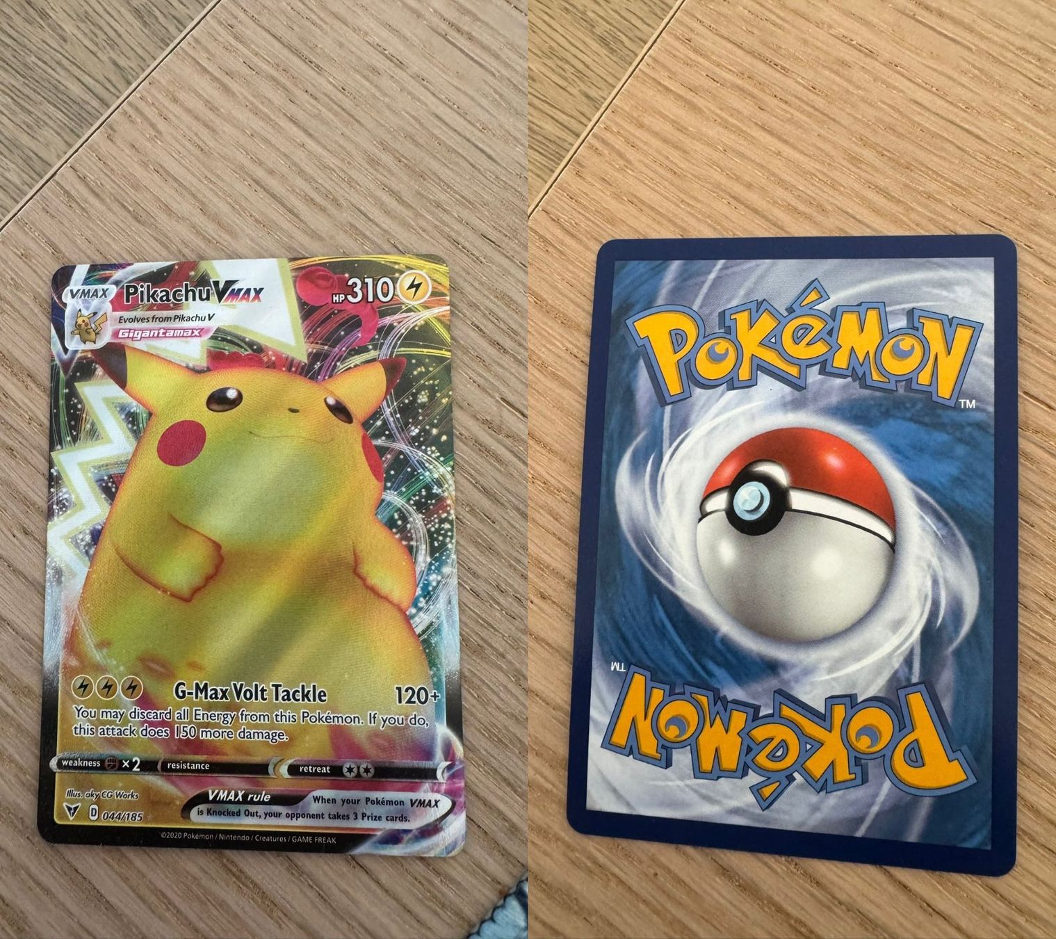 Pokémon Cartes à collectionner: Pikachu VMAX 44/185 – D'occasion à Chavannes-Renens par skywalker1942
