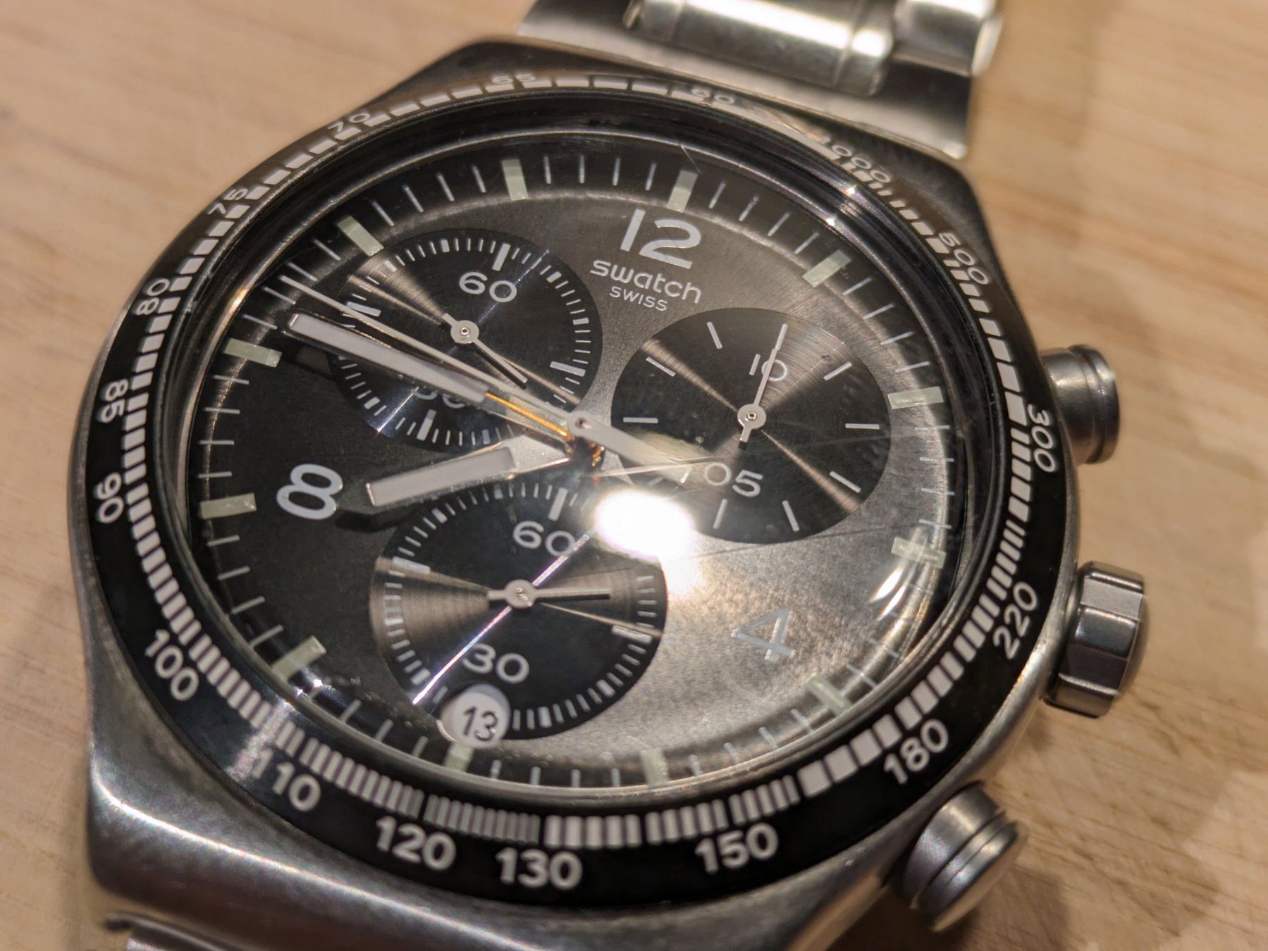 Swatch Uhren: SWATCH Chrono Night Flight Watch YVS444G – Gebraucht aus Bern von  1