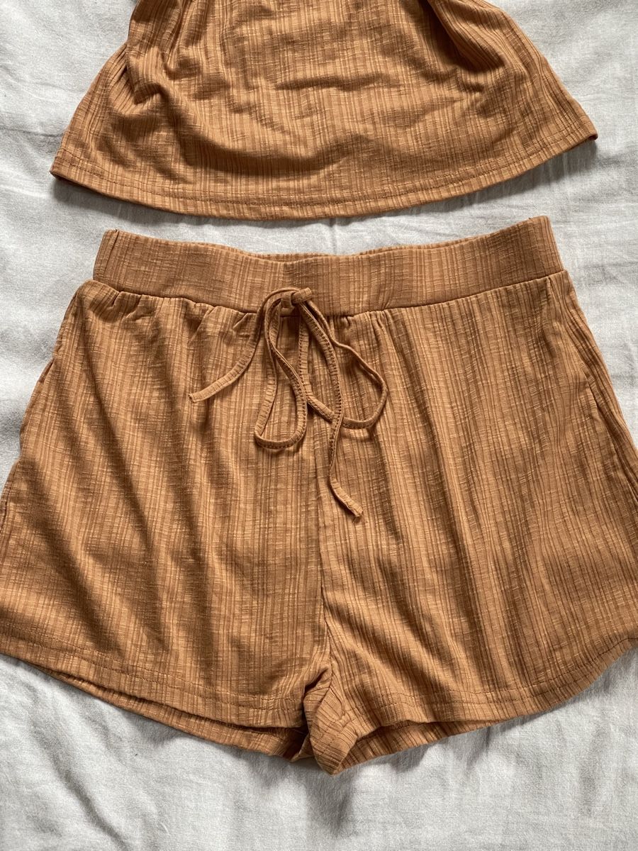 Shein Kleiderpakete: Summer Short Set – Neu (gemäss Beschreibung) aus Zürich von hsi_tl5c 2