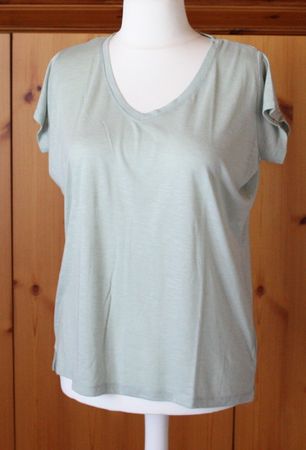 T - Shirt INFINITI hellgrün Gr. XL
