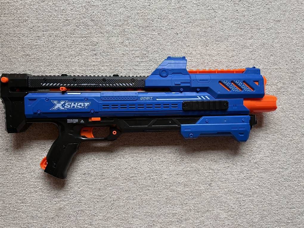 Spielzeuge: XShot Chaos Orbit Kugelblaster – Gebraucht aus Davos Glaris von noa_59j8