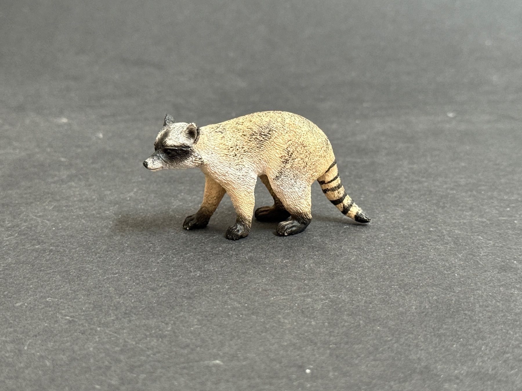 Schleich Statuette: Schleich Waschbär Waldtier – Usato da Ennetbaden venduto da mapa05