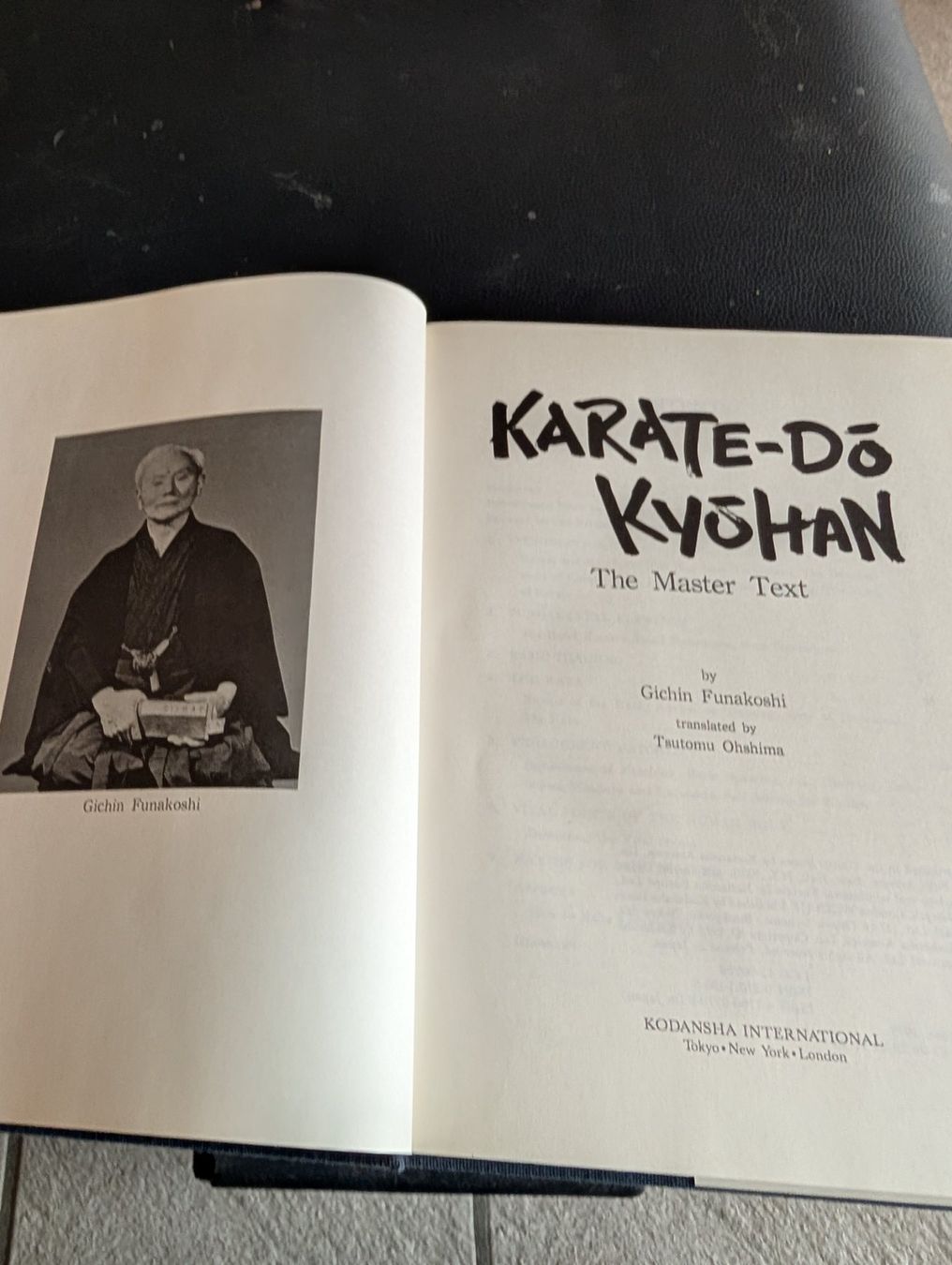 Bücher: Buch Karate-Do Kyohan Gichin Funakoshi gebraucht – Gebraucht aus Bettlach von Progpat 1