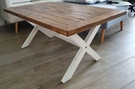 Neuwertiger Couch / Ess Tisch Landhausstil 120 x 55 x 75cm