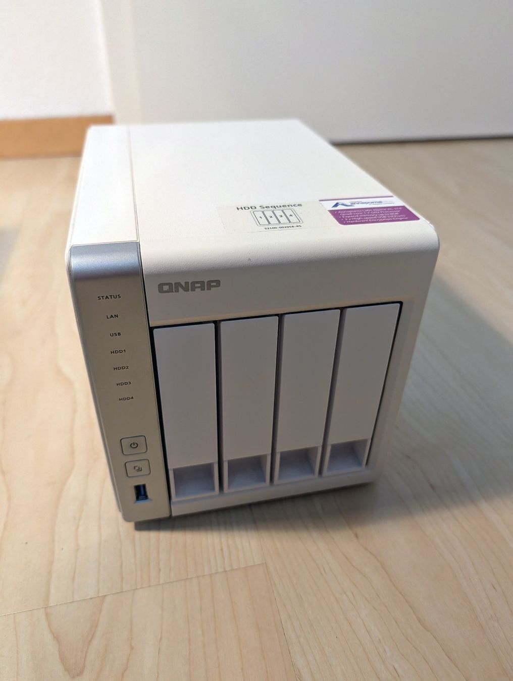 Qnap Server: QNAP TS431P2-4G – Usato da Bremgarten venduto da patois