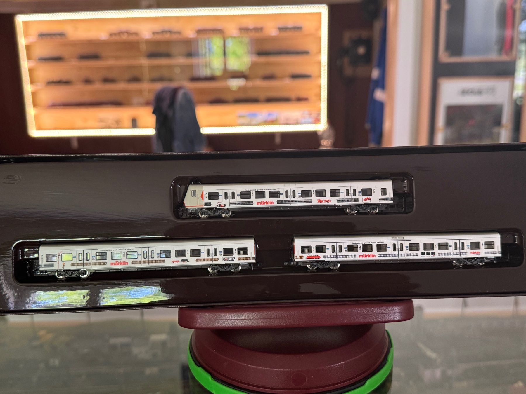Märklin Modellini di ferrovie: 8779 Marklin S-Bahn PKW Set (3er Set) – Nuovo (secondo la descrizione) da Klarsreuti venduto da Sbirolipiero 1