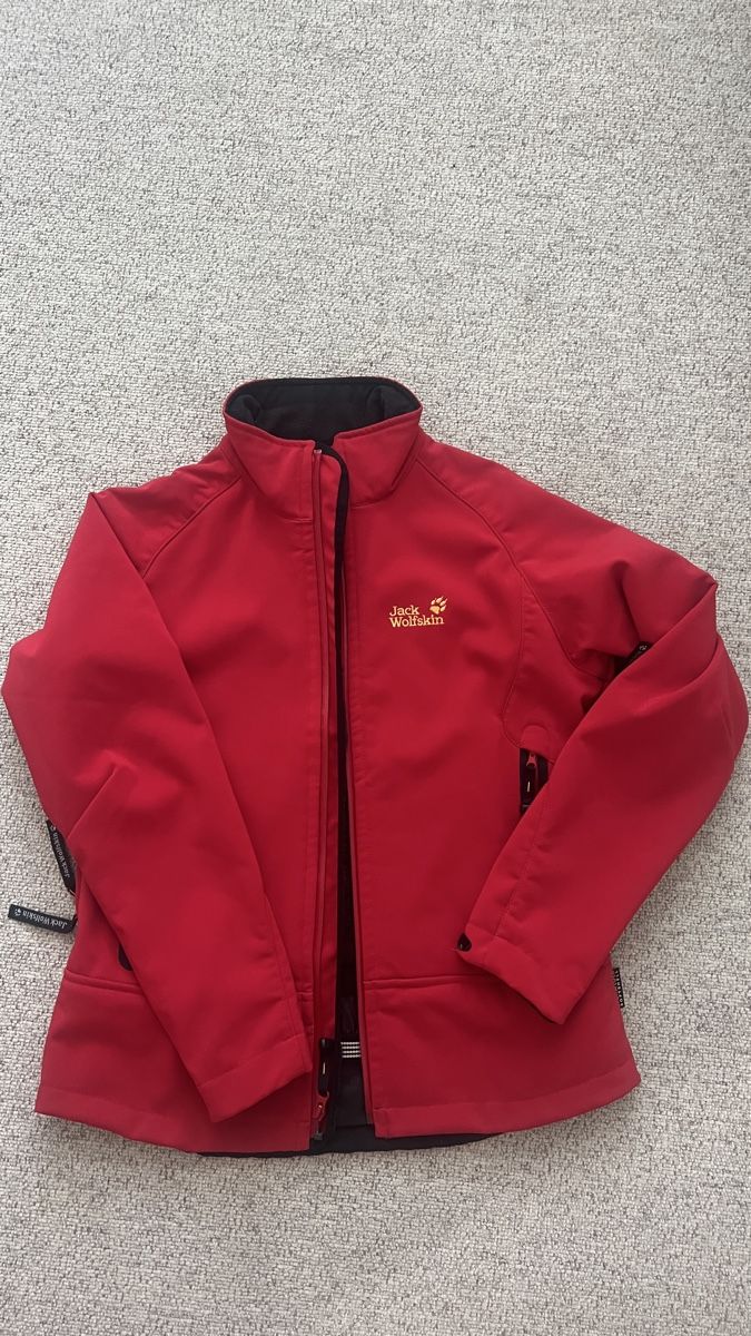 Jack Wolfskin Giacche: Jack Wolfskin Softshell Jacke, Damen Grösse M, Rot! – Usato da Zollikerberg venduto da Chita440 1