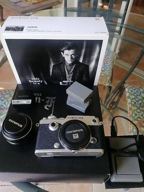 Kamera: Olympus PEN-F Silber Kit – Gebraucht aus cavigliano von Lamorocha