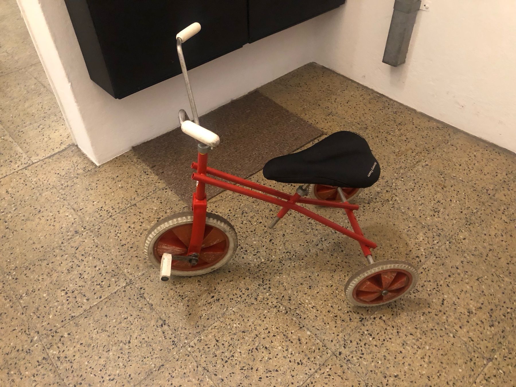 Fahrzeuge für Kinder: Retro 3 Rad ca 45 Jahre alt – Gebraucht aus Schwarzenberg LU von Mountain73 1