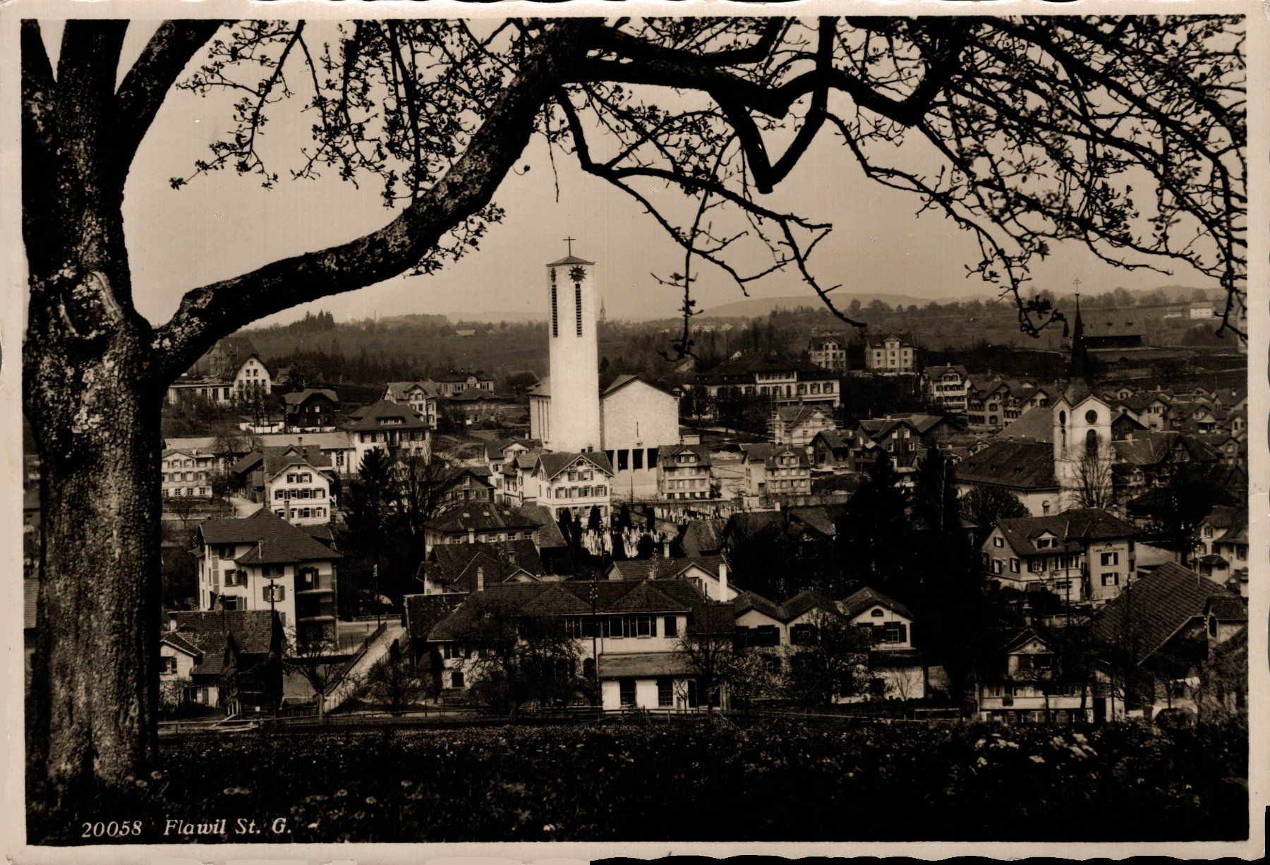 Cartoline postali: Flawil St. G. – Usato da Bronschhofen venduto da Astore