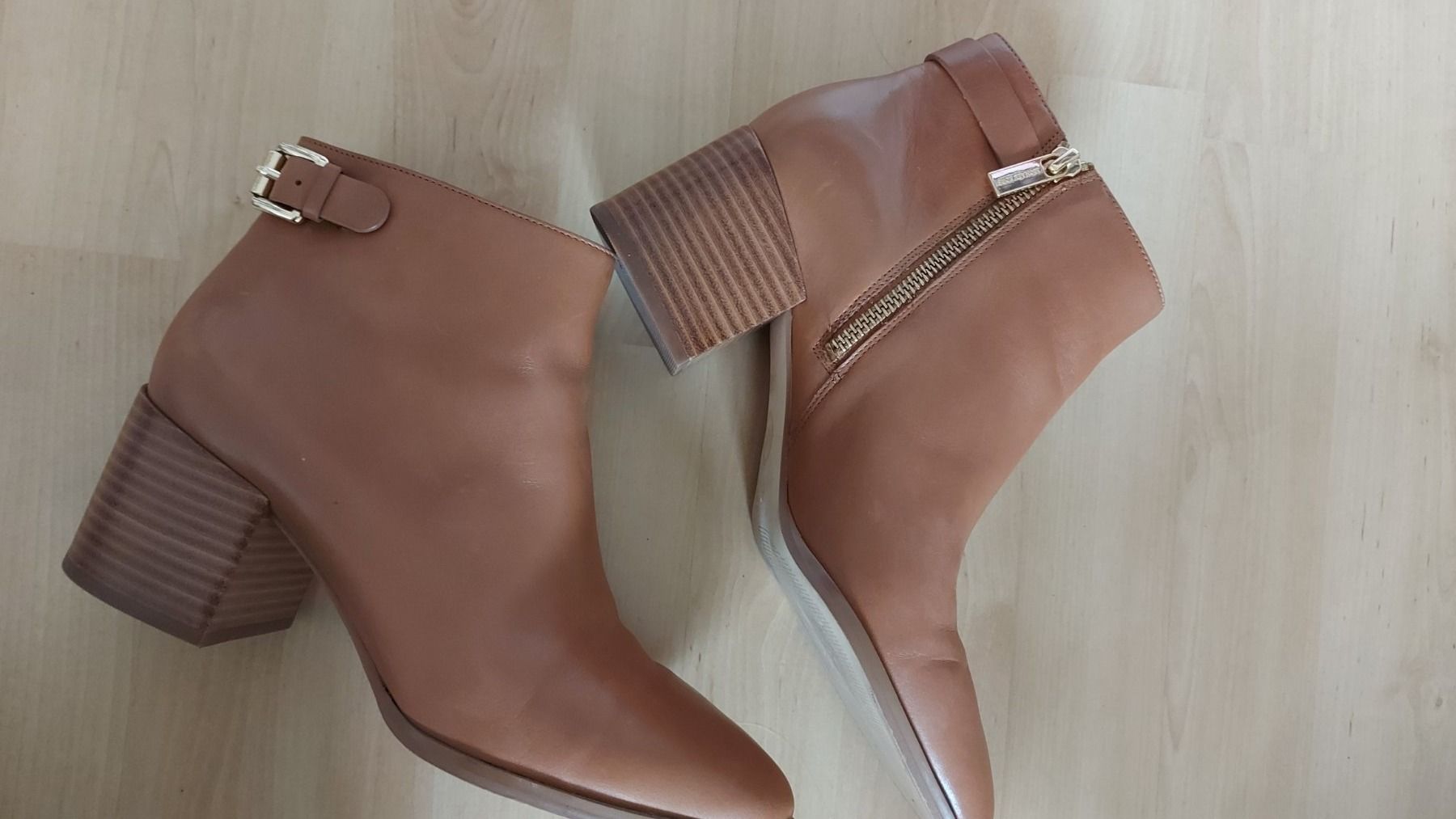 Michael Kors Scarpe da donna: MICHAEL KORS Stiefeletten Gr.38 (7,5) – Usato da langenthal venduto da rundholz7 3