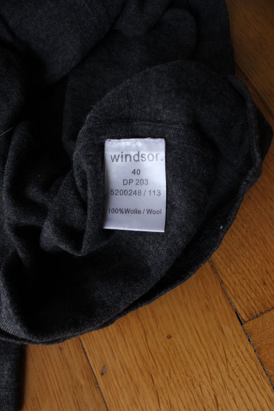 Windsor Tops: Windsor, pull fin en laine, XS – D'occasion à Sugiez par RicardoStoleMyData 3