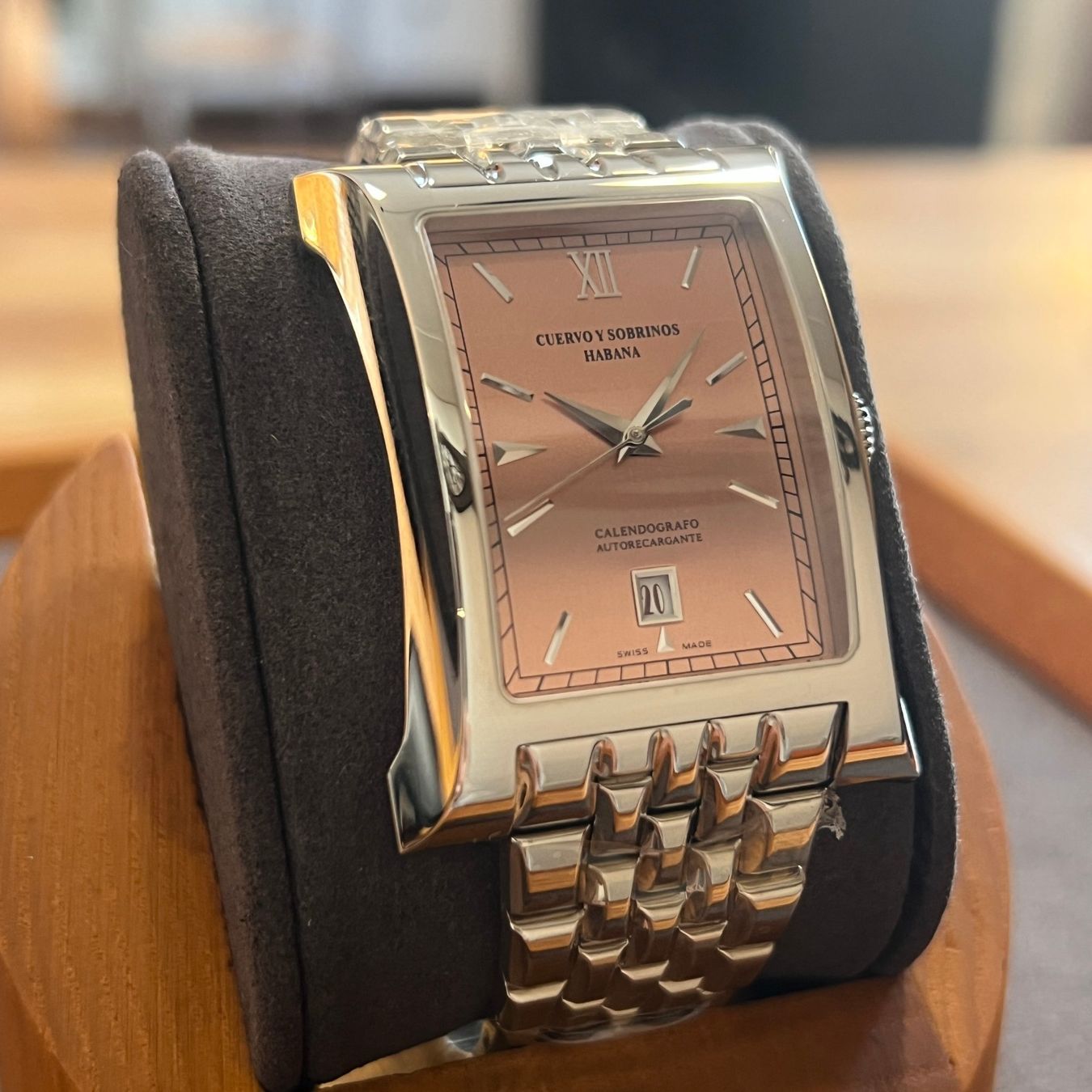 Orologi: Cuervo Y Sobrinos Esplendidos Salmon Dial A2412/2 – Usato da Carouge GE venduto da Watchaser 1