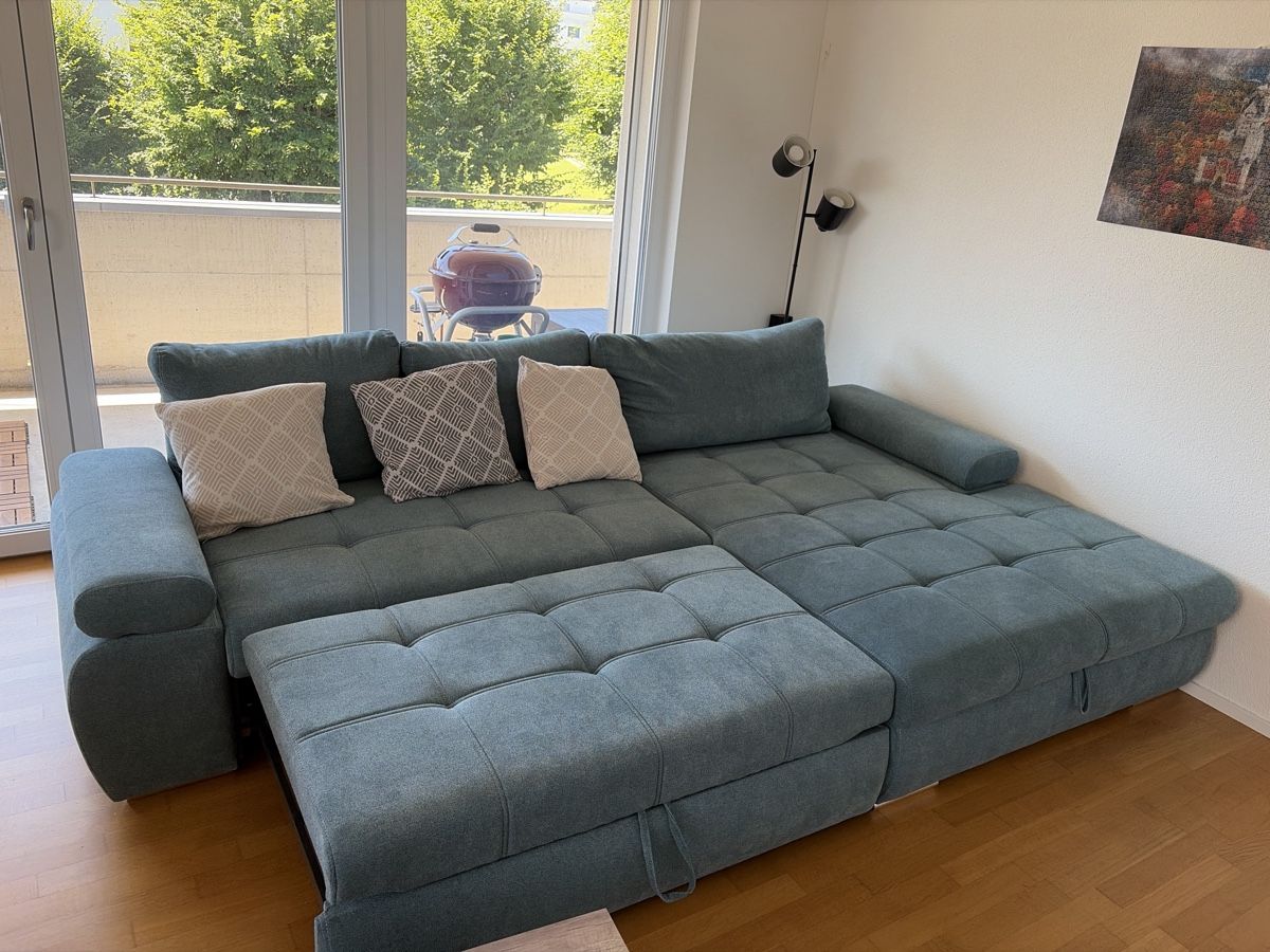 Sofas: Ecksofa Carryhome Stoff blau mit Bettfunktion – Gebraucht aus Rothenthurm von Tango-12 3
