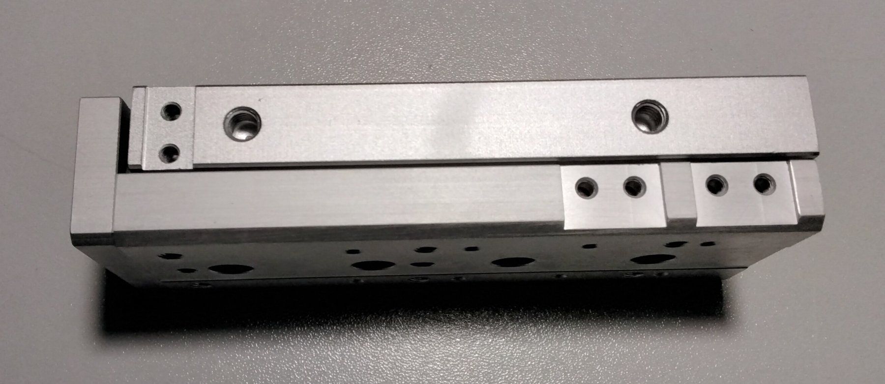 Altri prodotti elettronici: SMC MXS8-50 – Nuovo e nell'imballaggio originale da Bussy FR venduto da 023 3