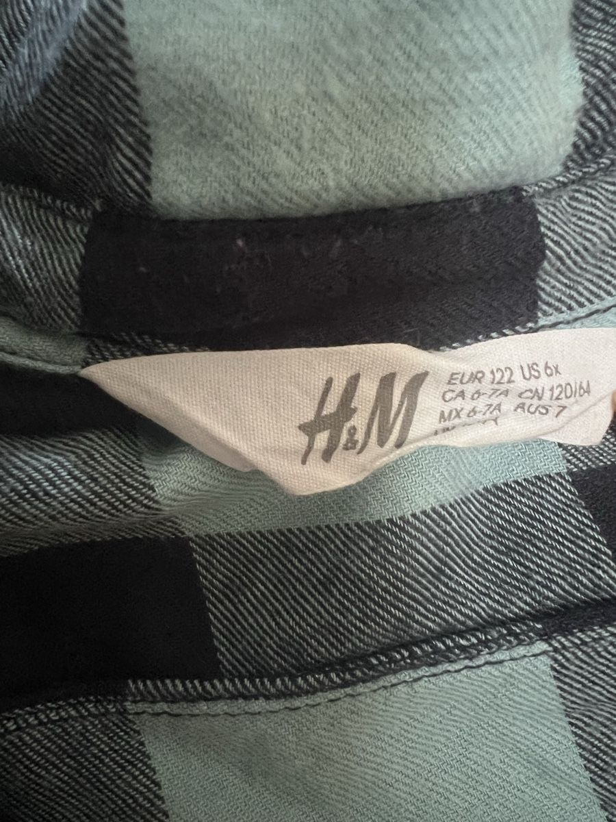 H&M Chemises, T-shirts & Polos: H&M hemd Kinder  – Neuf (Voir description) à Neuhaus SG par bernike 1