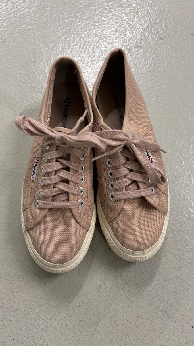 Superga Chaussures femmes: Sneaker Superga – D'occasion à Degersheim par alinarick