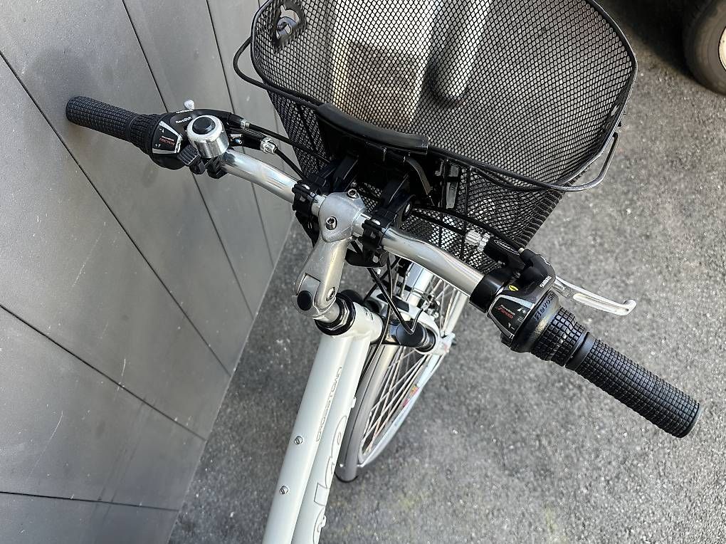 Biciclette: Bicicletta da donna Trekking Stoke 28  – Usato da Quartino venduto da DiloUsato 5