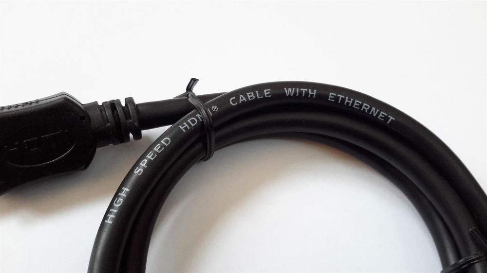 Cavi: Monitor Kabel HDMI, 1 meter – Nuovo e nell'imballaggio originale da St. Gallen venduto da cointec 2