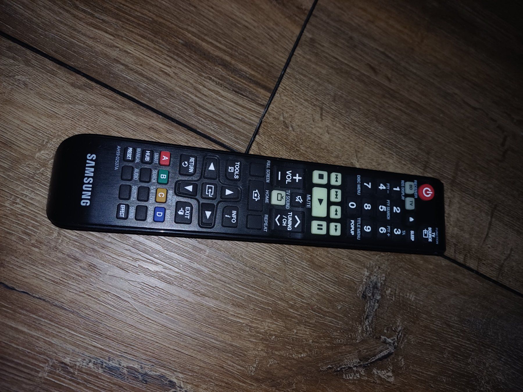 Samsung Sistemi audio & multimediali: Samsung HT-F5200 DVD & Blueray Player plus Bluetooth Adapter – Usato da Stein am Rhein venduto da brachiosauridae 1