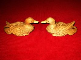2 Holzenten mittelgross komplett handgeschnitzt