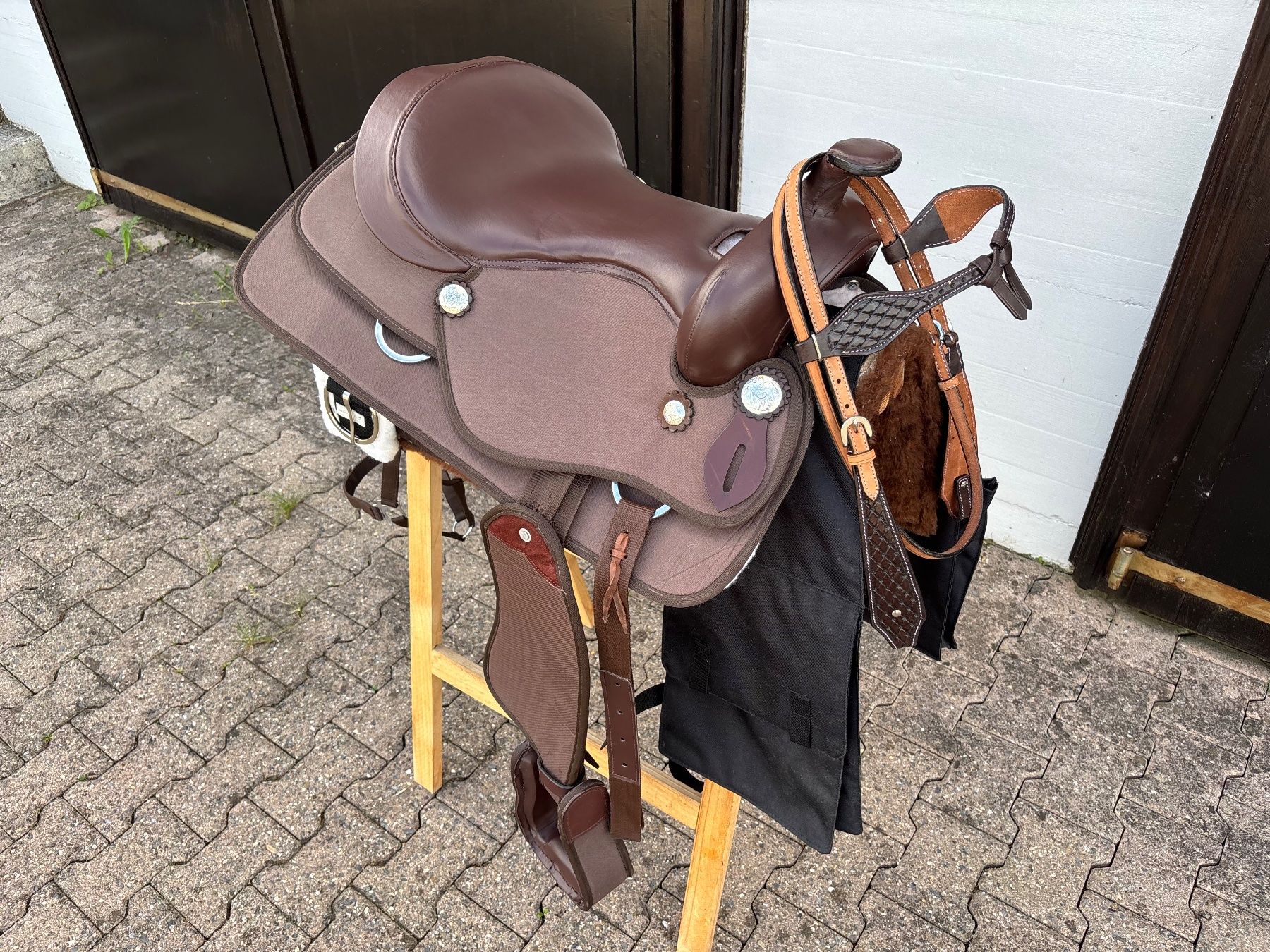 Selle & Accessori: schöner leichter Westernsattel – Usato da Feldbach venduto da Fea1 7