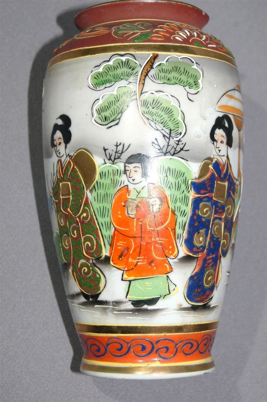 Vasi & Recipienti: Satsuma-Vase mit 4 Personen – Usato da Geroldswil venduto da ARTEFACTO 5