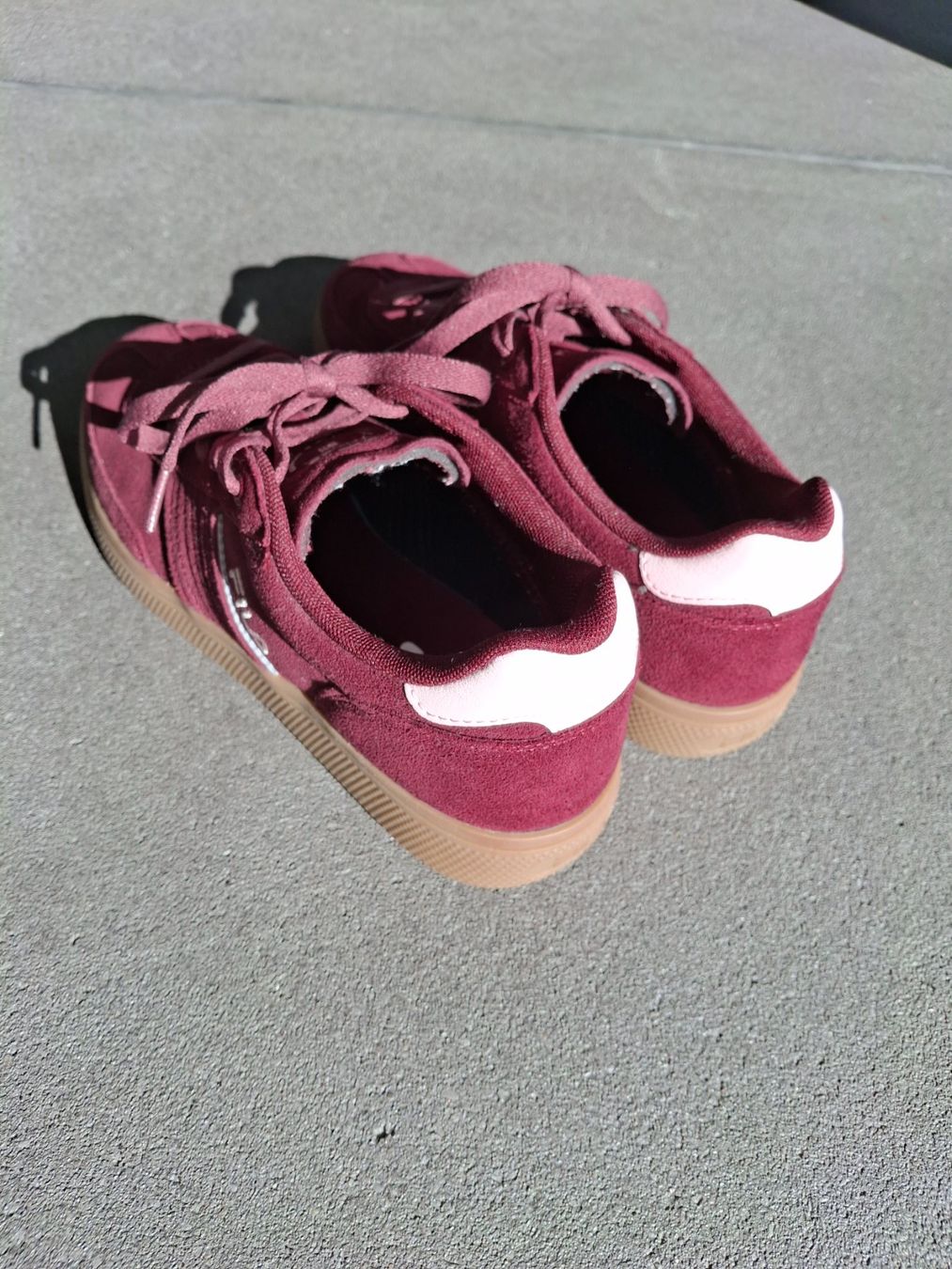 Fila Scarpe da donna: Fila Sneaker bordeaux Grösse 39 – Usato da Widnau venduto da Ms_Lefthand 2