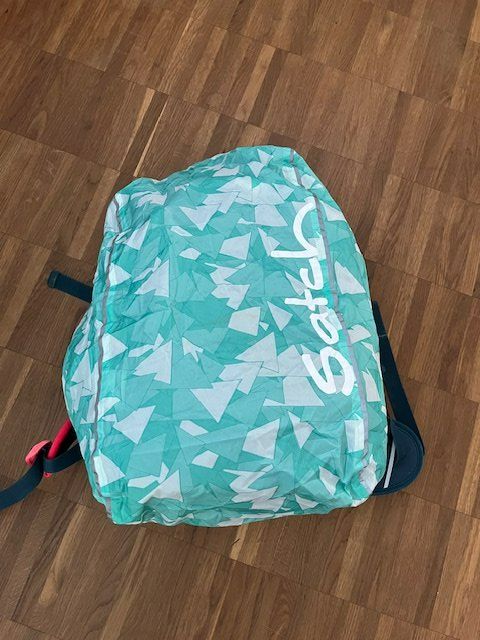 Satch Zaini: Satch Schulrucksack dunkelblau/pink – Usato da Gipf-Oberfrick venduto da Tintenfisch72 1