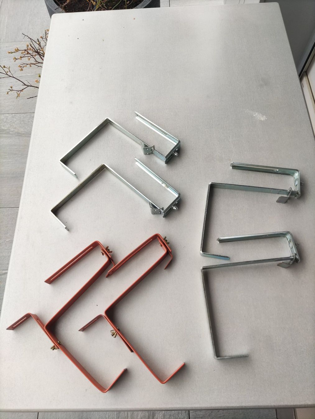 Quincaillerie: 3 Stk. Blumenkistenhalter – D'occasion à Wettingen par baspbs