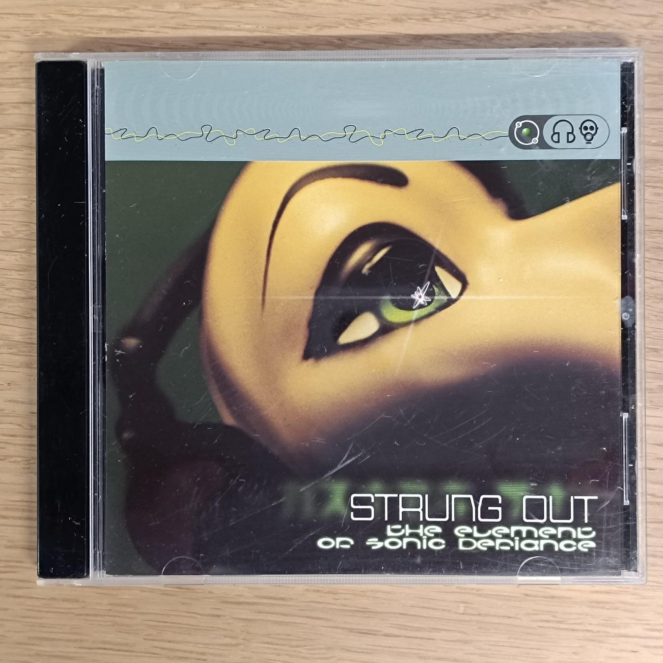 Strung Out - The Element of Sonic Defiance CD, D22 (Usato) a Sessa per CHF  4.95 – con consegna | Acquista su Ricardo