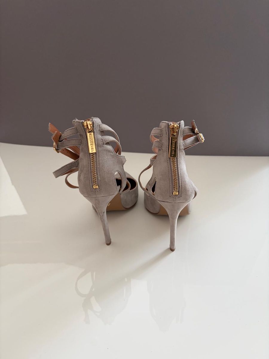 Scarpe da donna: IVYREVEL Sandalen nude Gr. 40  – Nuovo (secondo la descrizione) da Zürich venduto da koc_6l5j 3