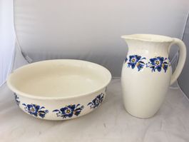 Waschbecken mit Krug ! Villeroy & Boch !