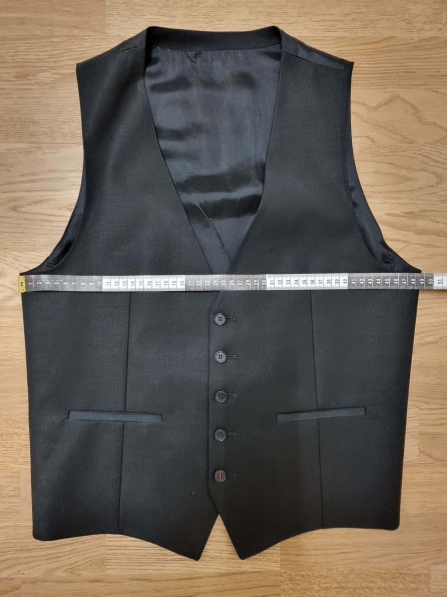 Gilets & Westen: Elegante Herrenweste, Schwarz, Grösse 48 – Neu (gemäss Beschreibung) aus Kollbrunn von Frma18 2