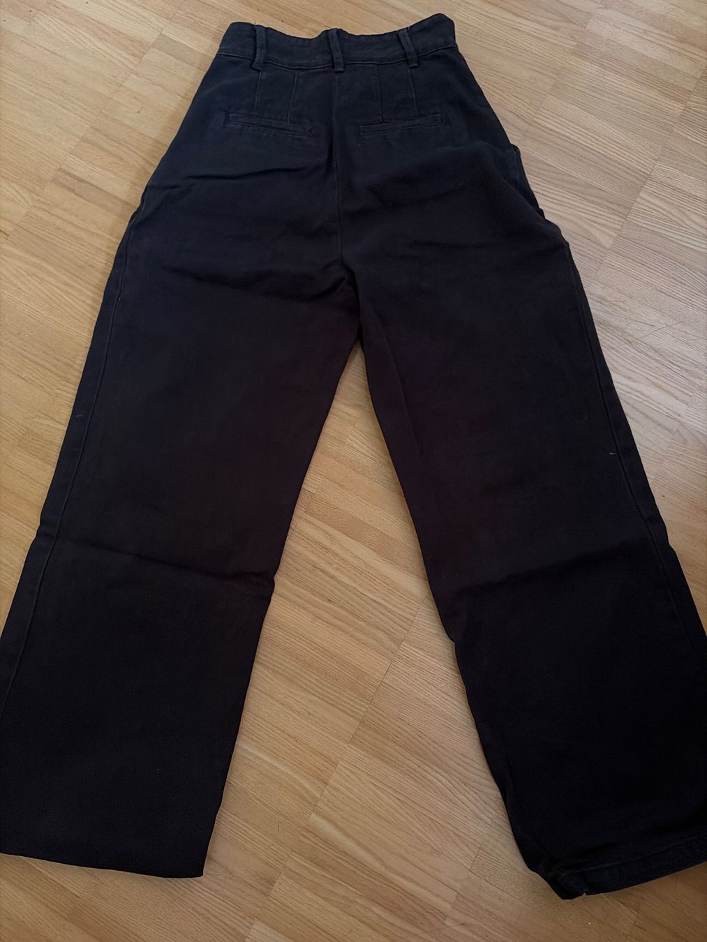 Hosen: Edited elegante Hose aus Baumwolle – Gebraucht aus Männedorf von ali_5krk 1