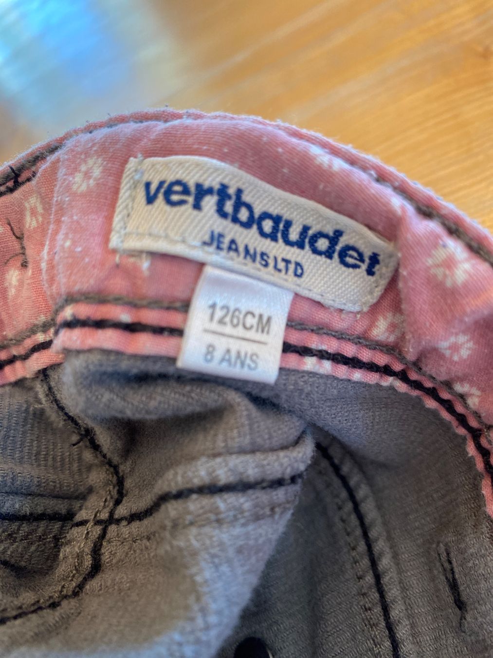Vertbaudet Pantaloni: Schöne Hose, Manchester Stoff – Usato da Deitingen venduto da lea_yn57 3
