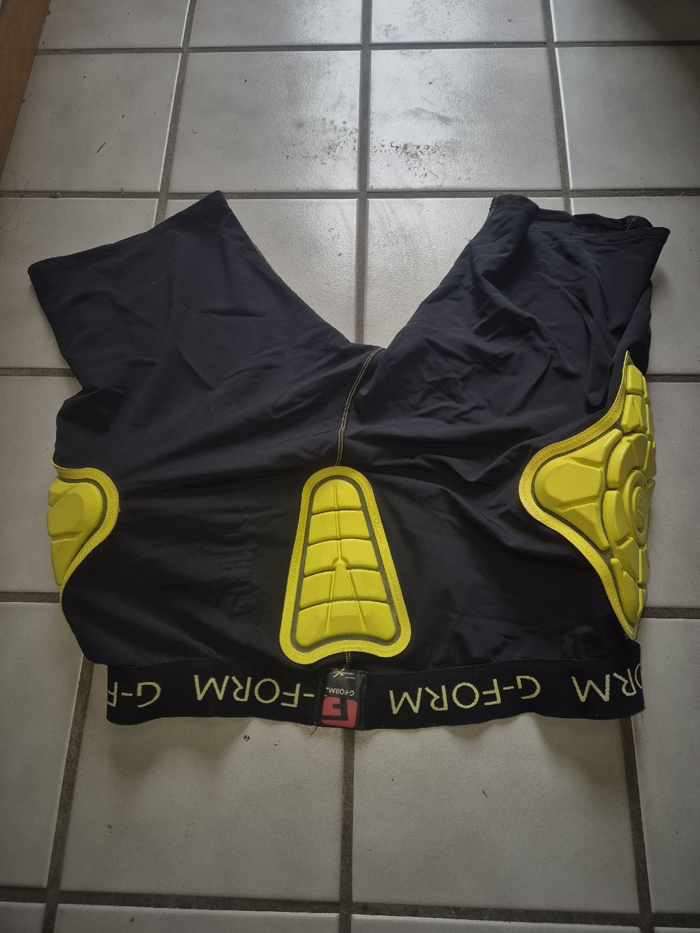 Protezioni & Imbottiture: Short protection G form xl – Nuovo (secondo la descrizione) da Porrentruy venduto da jer_6hmq