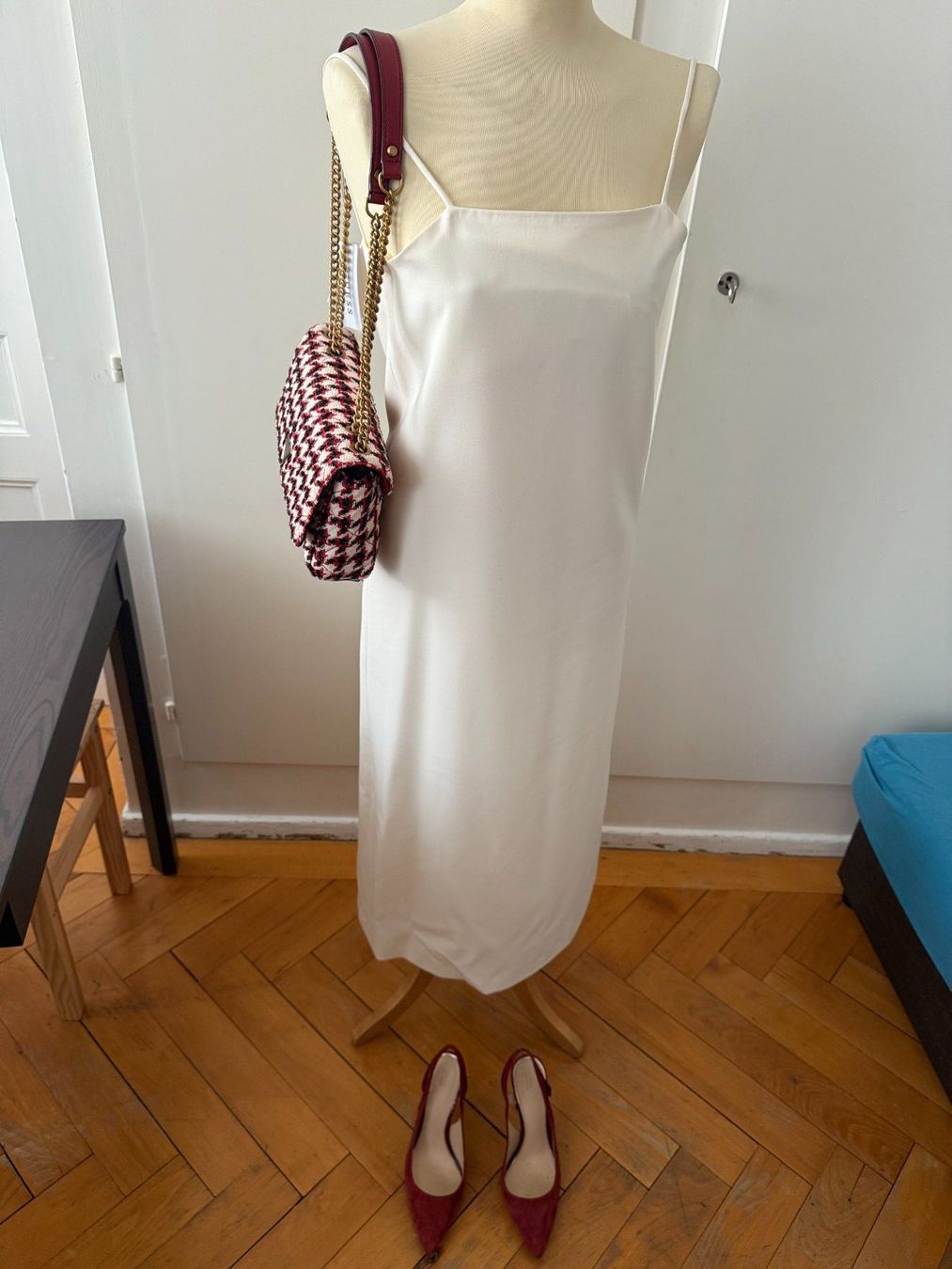 Zara Kleider: Robe blanche Zara – Neu und originalverpackt aus Le Locle von tchanatakoua 4