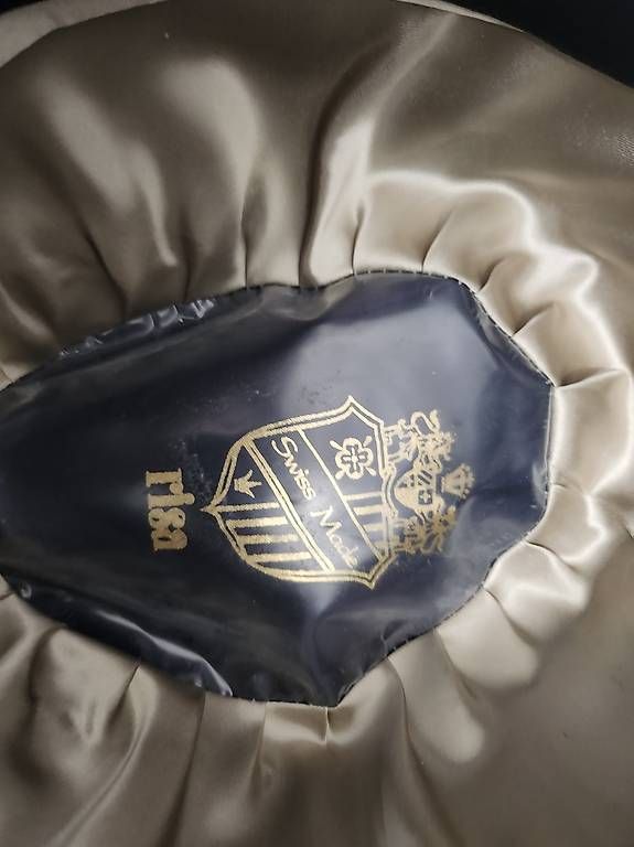 Copricapi, berretti & cappellini: Damenhut dunkelblau / indigo  – Nuovo e nell'imballaggio originale da Zürich venduto da Rose_Marie 1