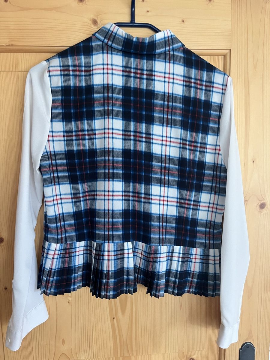 Sandro Camicette: Cropped Bluse Sandro Gr.3 – Usato da Wädenswil venduto da Iana32 1