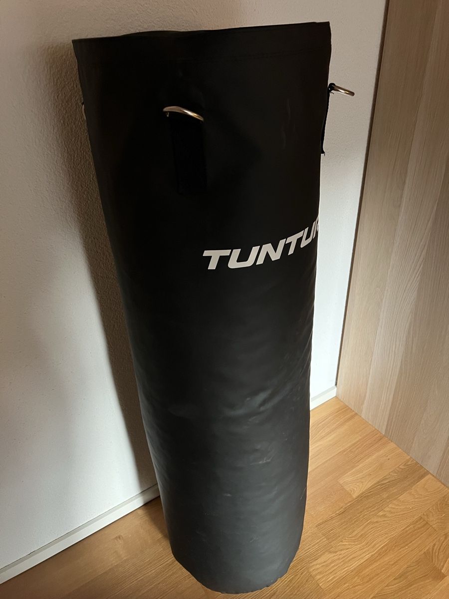 Sacchi da boxe: Tunturi Boxsack – Usato da Rorbas venduto da SantaMen1 2