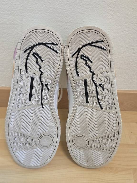 Scarpe da donna: Karl Kani Sneaker – Usato da Chur venduto da jon_hd6n 2