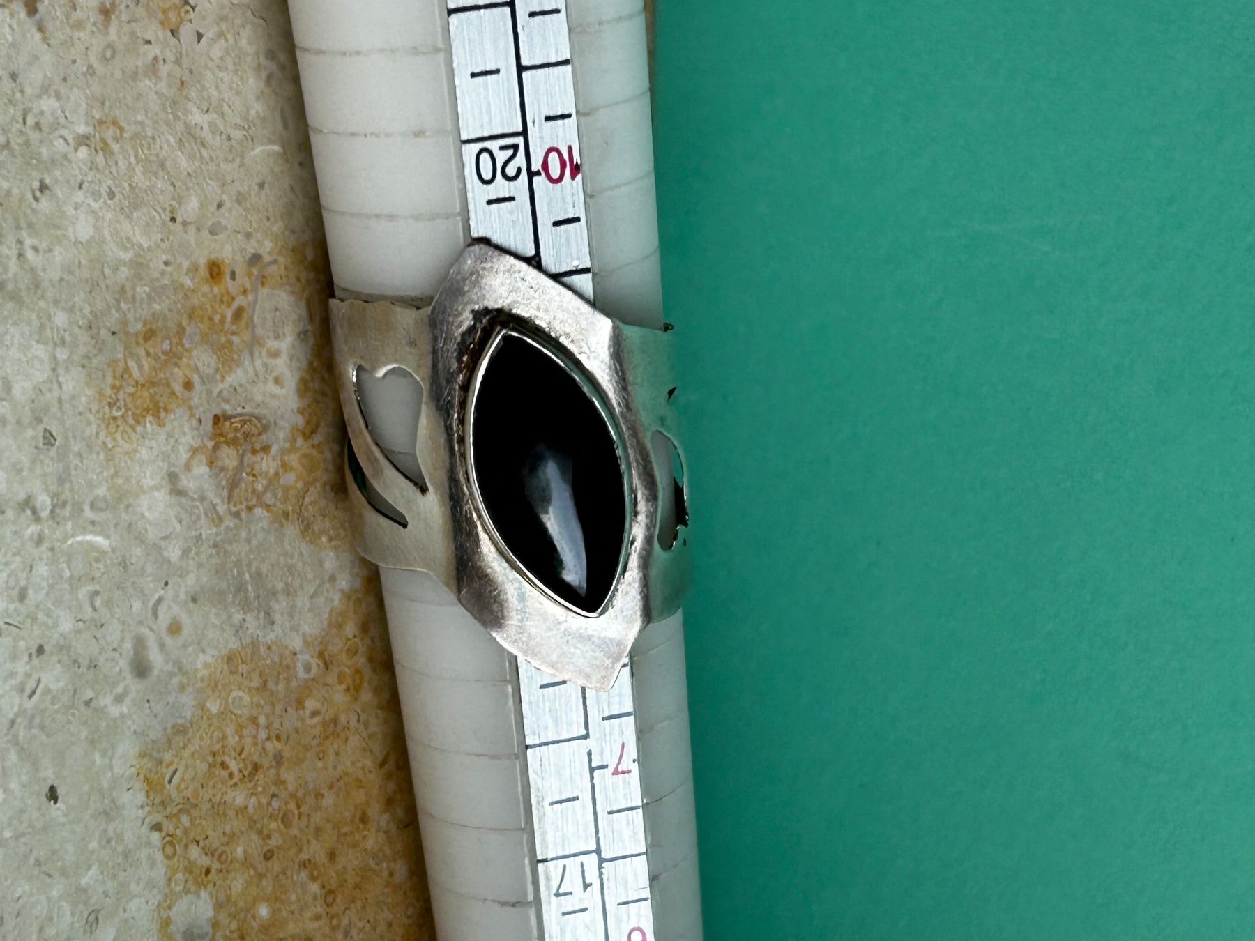 Ringe: Fingerring mandelförmiger Onyx (60) – Gebraucht aus Dittingen von Bijoubelle 5
