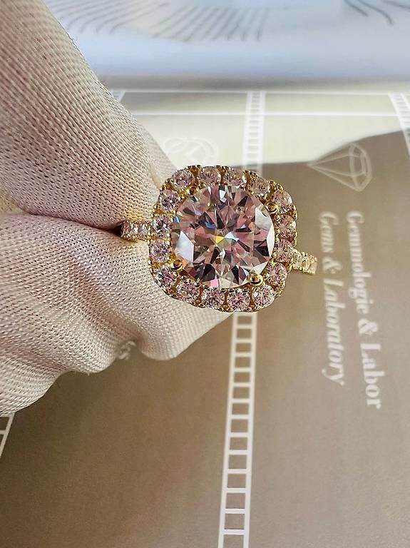 Anelli: Eleganter 2ct Moissanit Ringgröße 7 – Nuovo e nell'imballaggio originale da Thalwil venduto da han_2b8c