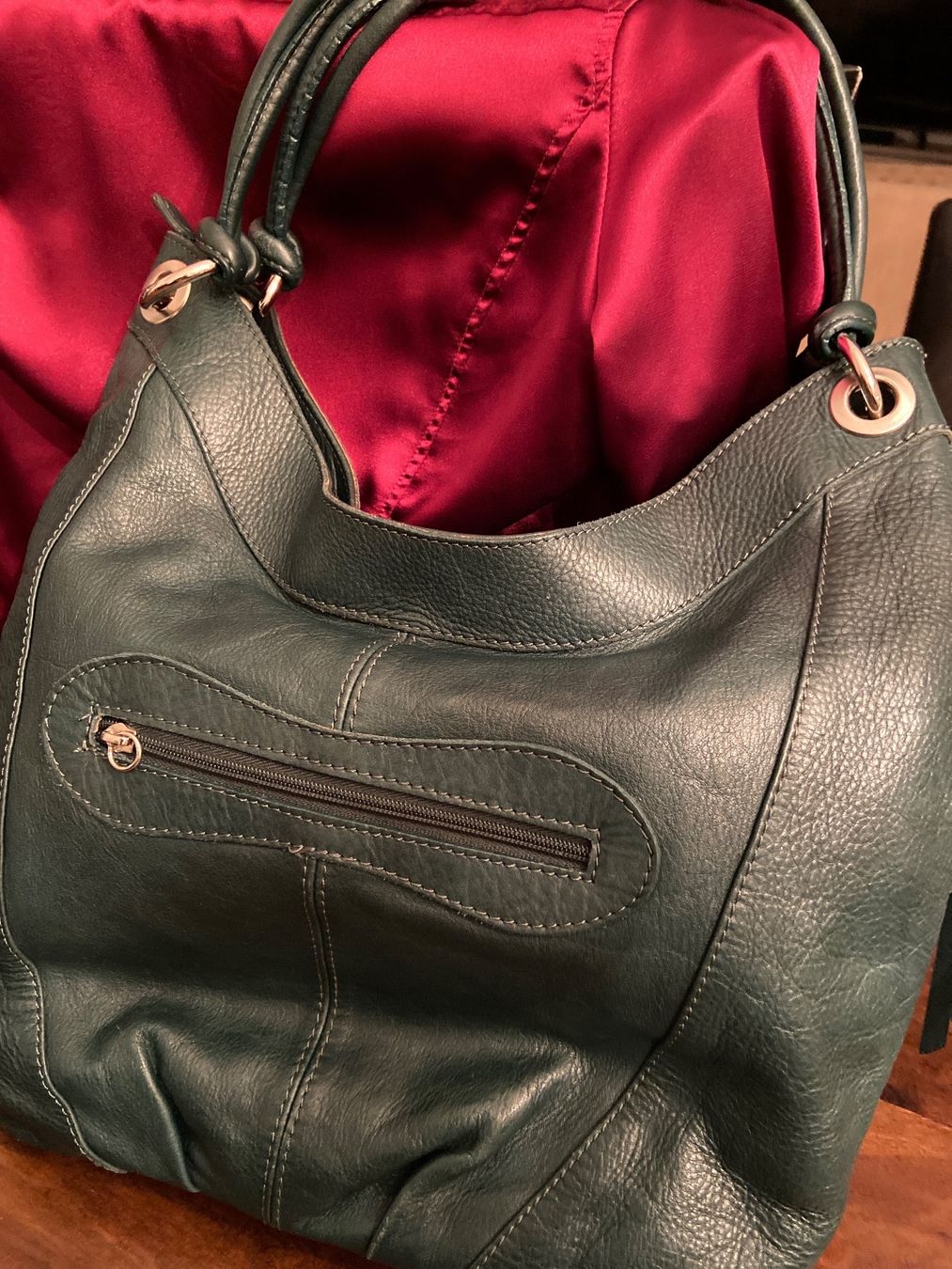 Taschen für Damen: Echtleder Tasche in Dunkelgrün – Gebraucht aus Klingnau von jazz065 1