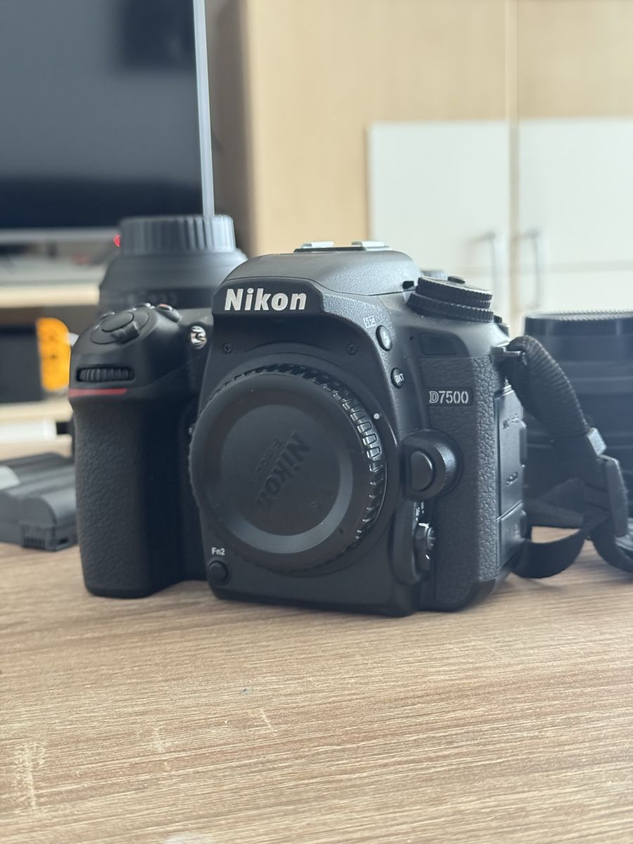 Nikon Kamera: Nikon D7500 mit 3 Objektiven – Gebraucht aus Bettlach von silwerhand