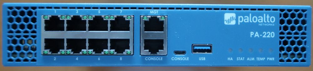 PaloAlto PA-220 NextGen Firewall mit Threat Prevention (Gebraucht) in ...