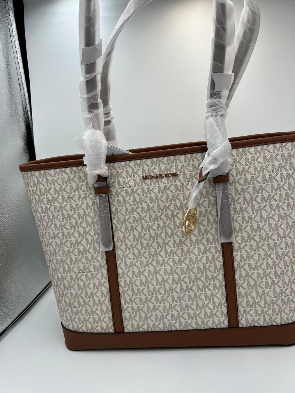 Michael Kors Borse da donna: Michael Kors Tasche vanilla – Nuovo e nell'imballaggio originale da Wiedlisbach venduto da Sistershop
