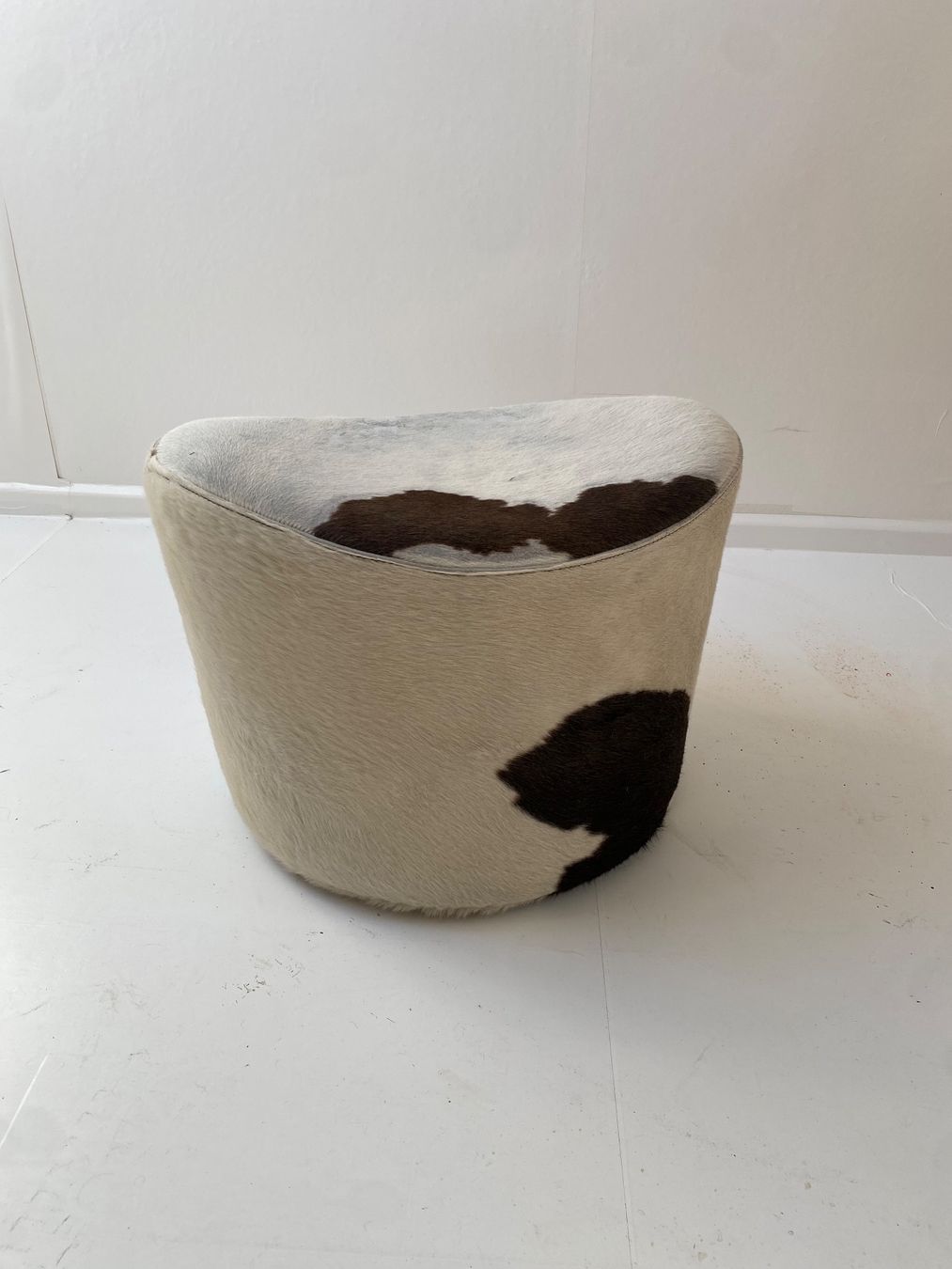 Sgabelli: Hocker Kuhfell – Usato da Basel venduto da mel_7rbn